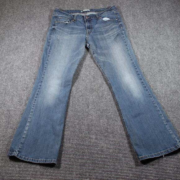 Levi’s 518 Superlow Womens W32 L31 Blue Low Rise Bootcut Flare - Picture 2 of 12